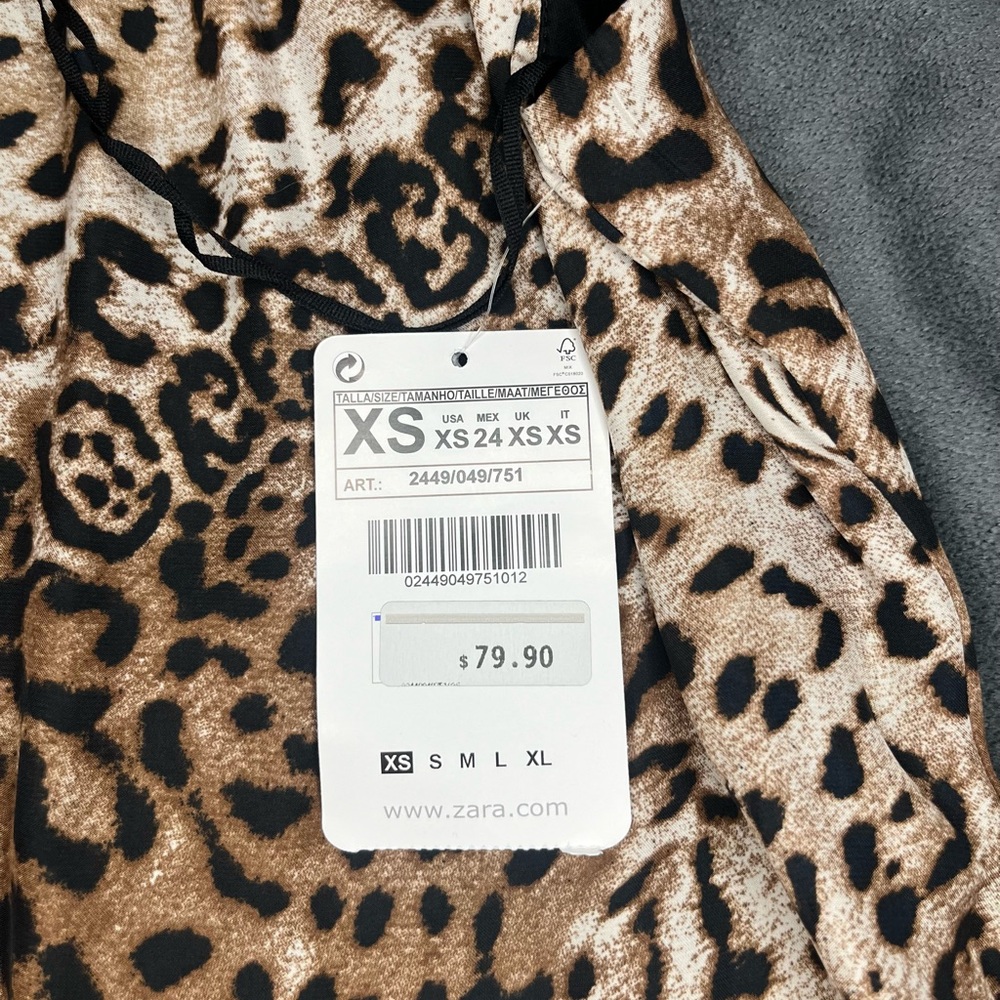 Zara basics leopard print sleeveless zip back dress with pockets. - Picture 9 of 13